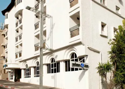 Jacob Tiberias by Jacob Hotels