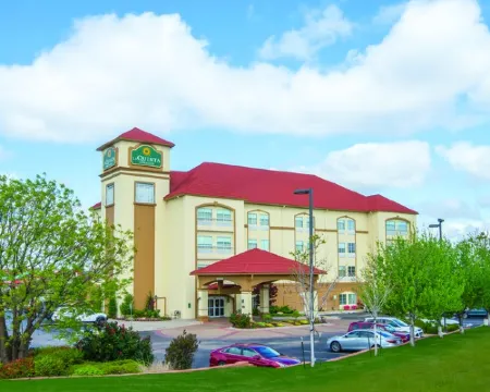 俄克拉荷馬城穆爾拉昆塔温德姆套房酒店 穆爾酒店