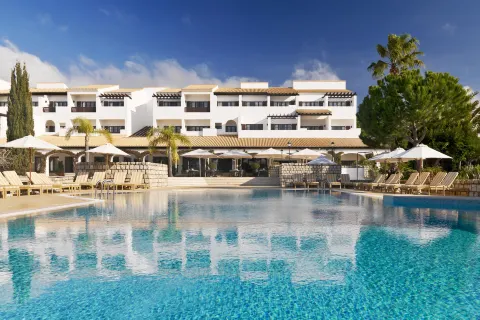Pine Cliffs Hotel, a Luxury Collection Resort, Algarve