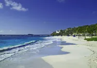JW Marriott St. Maarten Beach Resort & Spa Hotel in zona Dawn Beach