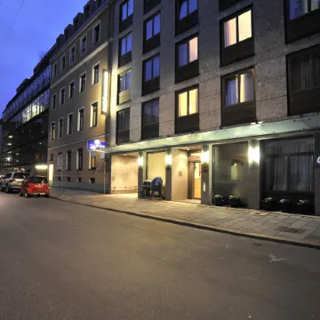 Hotel Concorde Отели рядом с достопримечательностью «Максимильянштрассе»