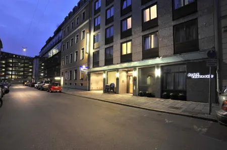 Hotel Concorde Отели рядом с достопримечательностью «Зоологическая государственная коллекция Мюнхена»