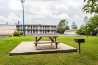 PT6 Inn Hotels in Vanderburgh County