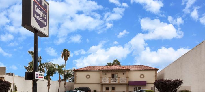 Howard Johnson by Wyndham Bakersfield Ξενοδοχεία στην πόλη Μπέικερσφιλντ
