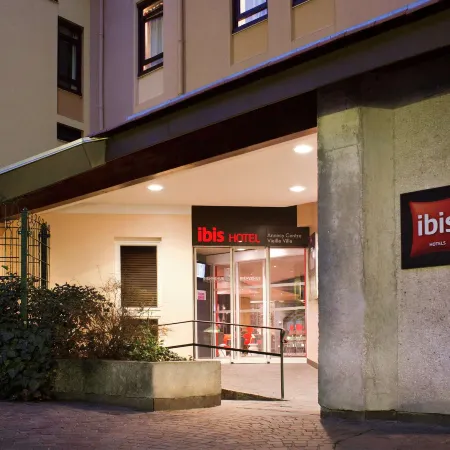 Ibis Annecy Centre Vieille Ville Отели в г. Анси