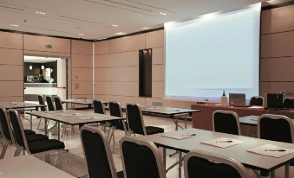 Suites & Residence Hotel