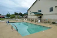 Star City Inn & Suites