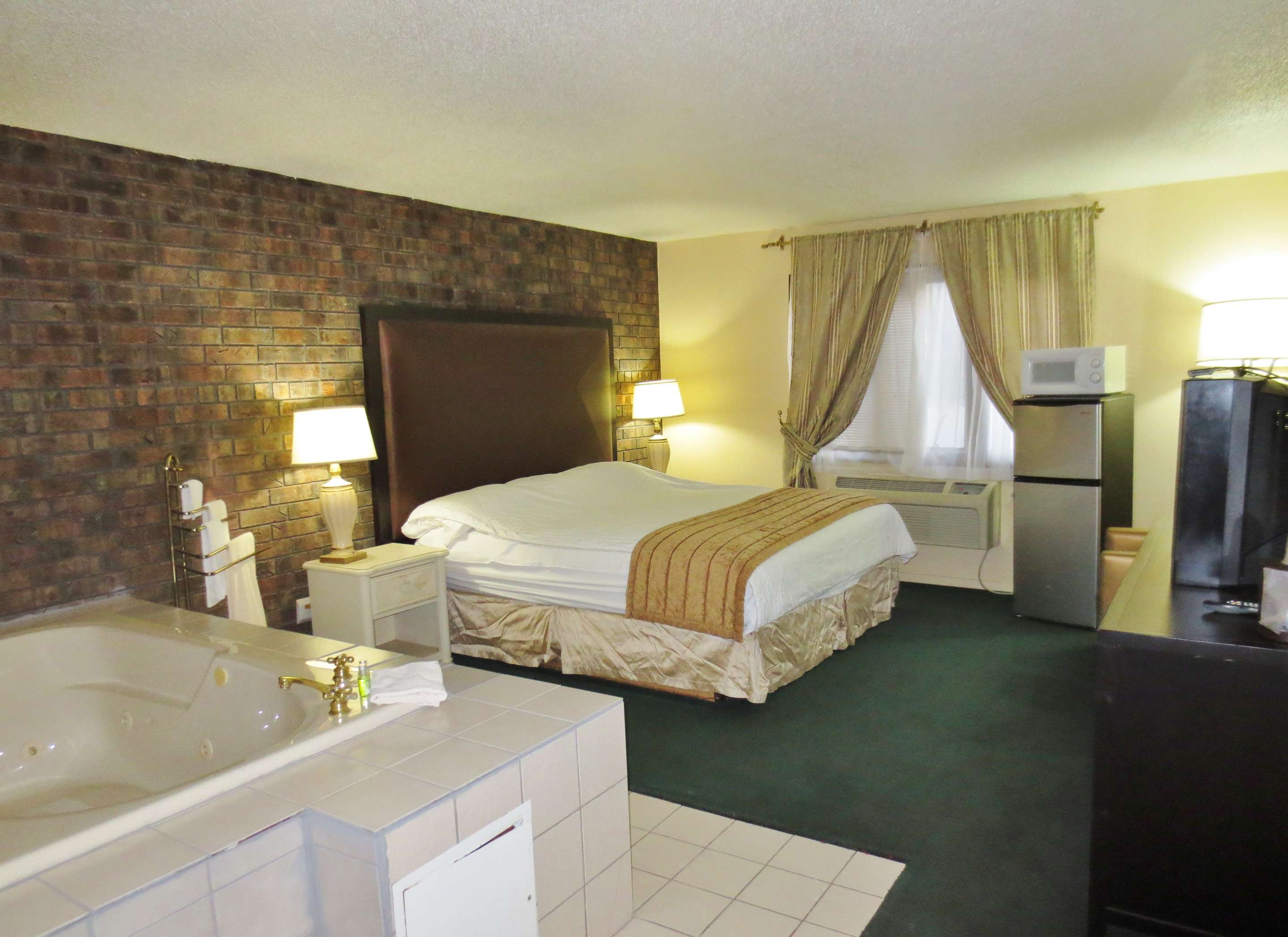 Americas Best Value Inn Webster City