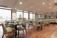 Renaissance London Heathrow Hotel Hotels in Hounslow