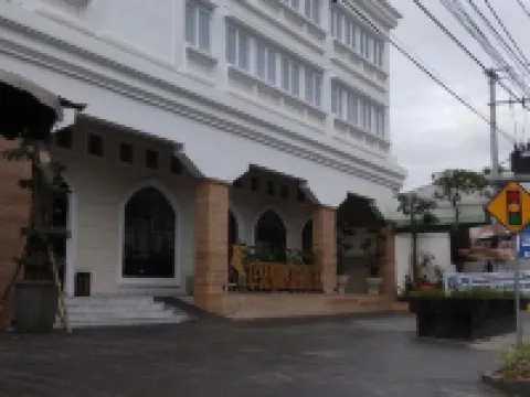 D'Senopati Malioboro Grand Hotel Hotel dekat Malioboro Yogyakarta