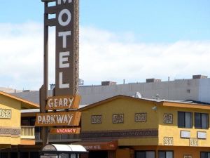 Geary Parkway Motel