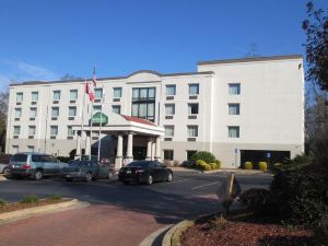 Wingate by Wyndham Athens Near Downtown