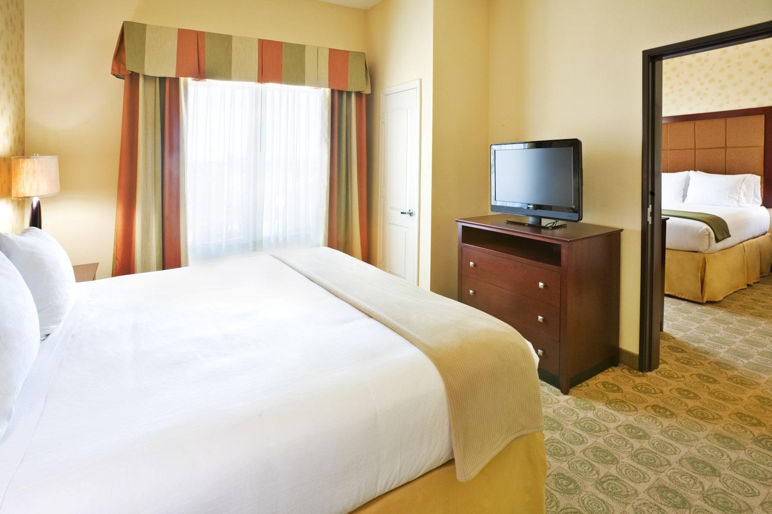 Holiday Inn Express & Suites Dallas Fair Park, an Ihg Hotel