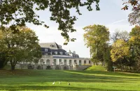 Auberge du Jeu de Paume Hotels in Vineuil-Saint-Firmin