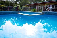 Sanctuary House Resort Motel Hotels in Healesville