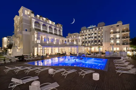 Hotel Corallo Отели рядом с достопримечательностью «Мизано Марко Симончелли»