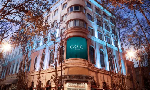 Epic Hotel Villa Mercedes