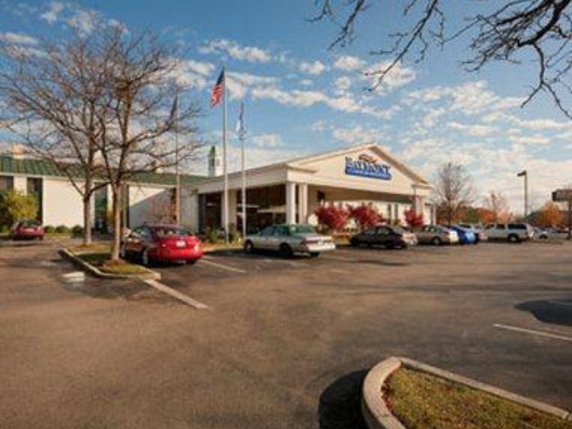 Baymont by Wyndham Louisville Airport South