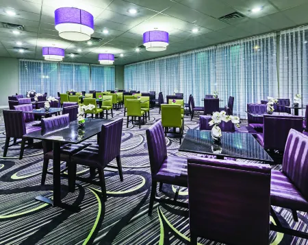 La Quinta Inn by Wyndham and Conference Center San Angelo Отели рядом с достопримечательностью «Мемориальный парк Джейм Падрон»