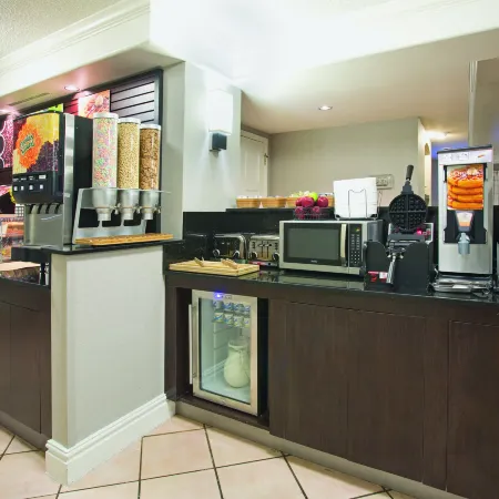 La Quinta Inn by Wyndham Santa Fe