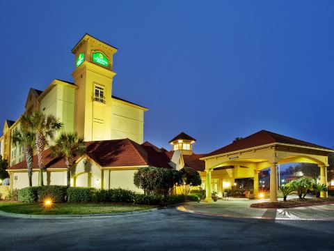 La Quinta Inn & Suites by Wyndham Panama City