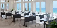 Pelican Grand Beach Resort, a Noble House Resort - sarapan