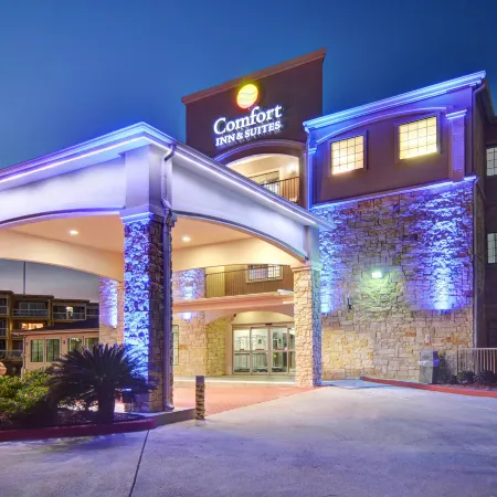 Spark by Hilton Galveston Отели рядом с достопримечательностью «Port Of Galveston»