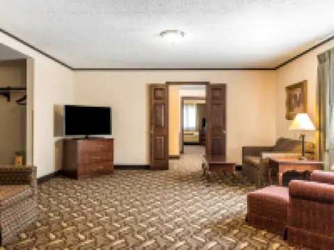 凱藝套房酒店 馬斯金格姆縣酒店