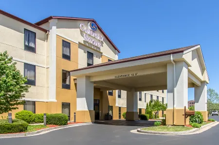 Comfort Suites Отели рядом с достопримечательностью «Computer Science»