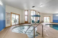 Clarion Pointe Tomah Hotels in Tomah