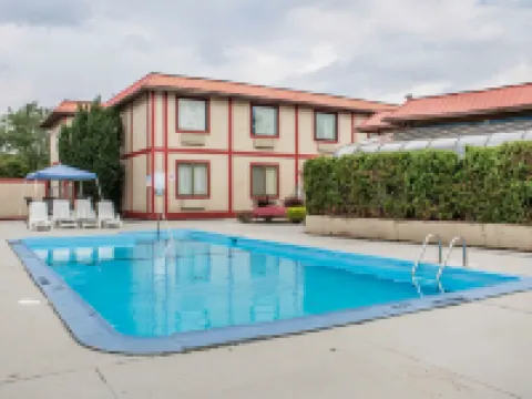 Econo Lodge Scranton Near Montage Mountain Hotels in Scranton