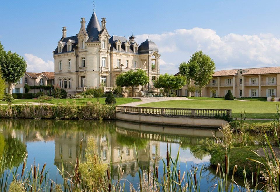 Château Hôtel Grand Barrail Saint