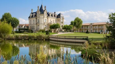 Château Hôtel Grand Barrail Hotels near Château de Sours