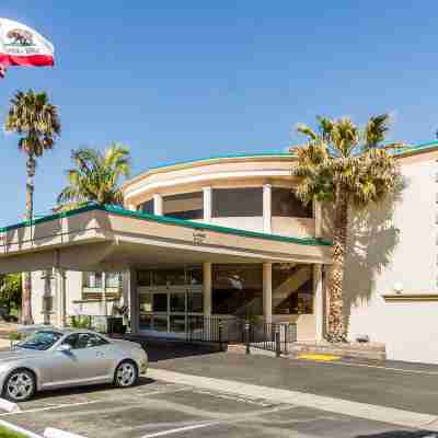 森尼維耳舒適酒店-硅谷 Hotel Exterior