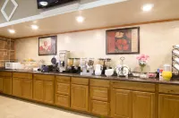 Knights Inn & Suites Emporia - Motels