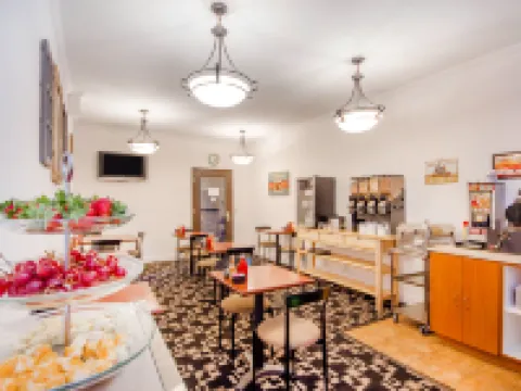 แอกกี อินน์, แอสเซนด์ คอลเลกชัน โรงแรม โรงแรมในเดวิส