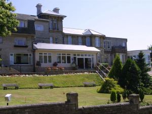 Retreat Manor Spa Hotel