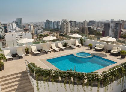Costa del Sol Wyndham Lima City