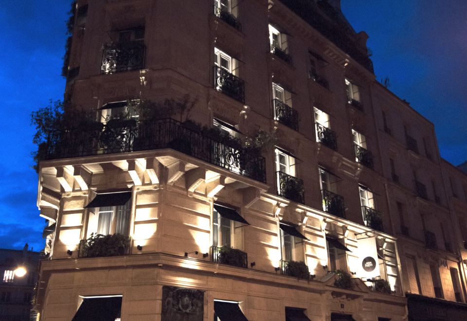 hotel overview picture