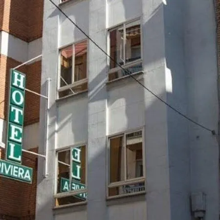 Hotel Riviera Отели рядом с достопримечательностью «Башня Мальмуэрта»
