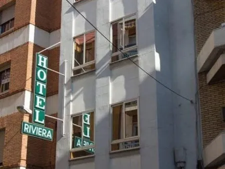 Hotel Riviera Отели рядом со станцией Estación De Córdoba Central (Ave)