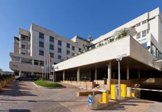Hotel Villamadrid Hotels near Montecarmelo Metro Station