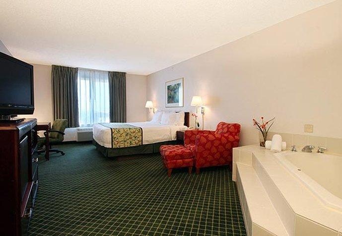 Fairfield Inn & Suites Fort Worth/Fossil Creek