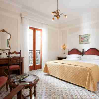 Grand Hotel de la Ville Rooms