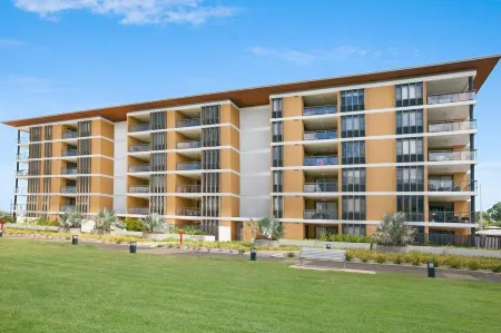 Darwin Waterfront Luxury Suites