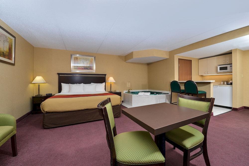 Comfort Inn Grove City