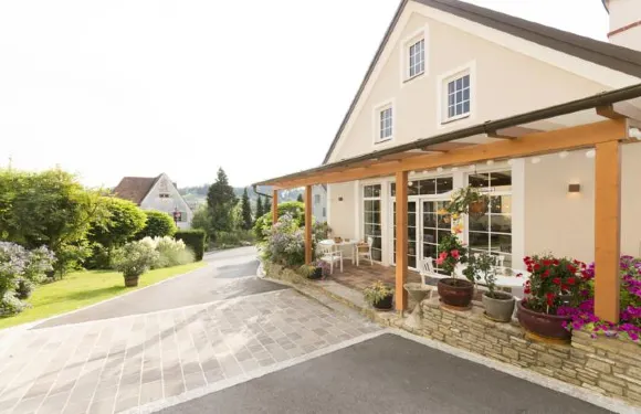 佐勒農場假期酒店