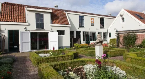 Hotel de Duif Lisse - Keukenhof - С баром