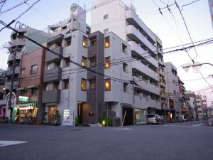 Poly Hostel Osaka