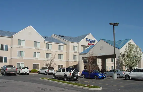 鹽湖城南萬楓飯店及套房